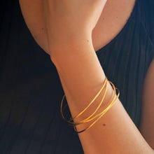 Load image into Gallery viewer, Gold Douple Wave Bracelet