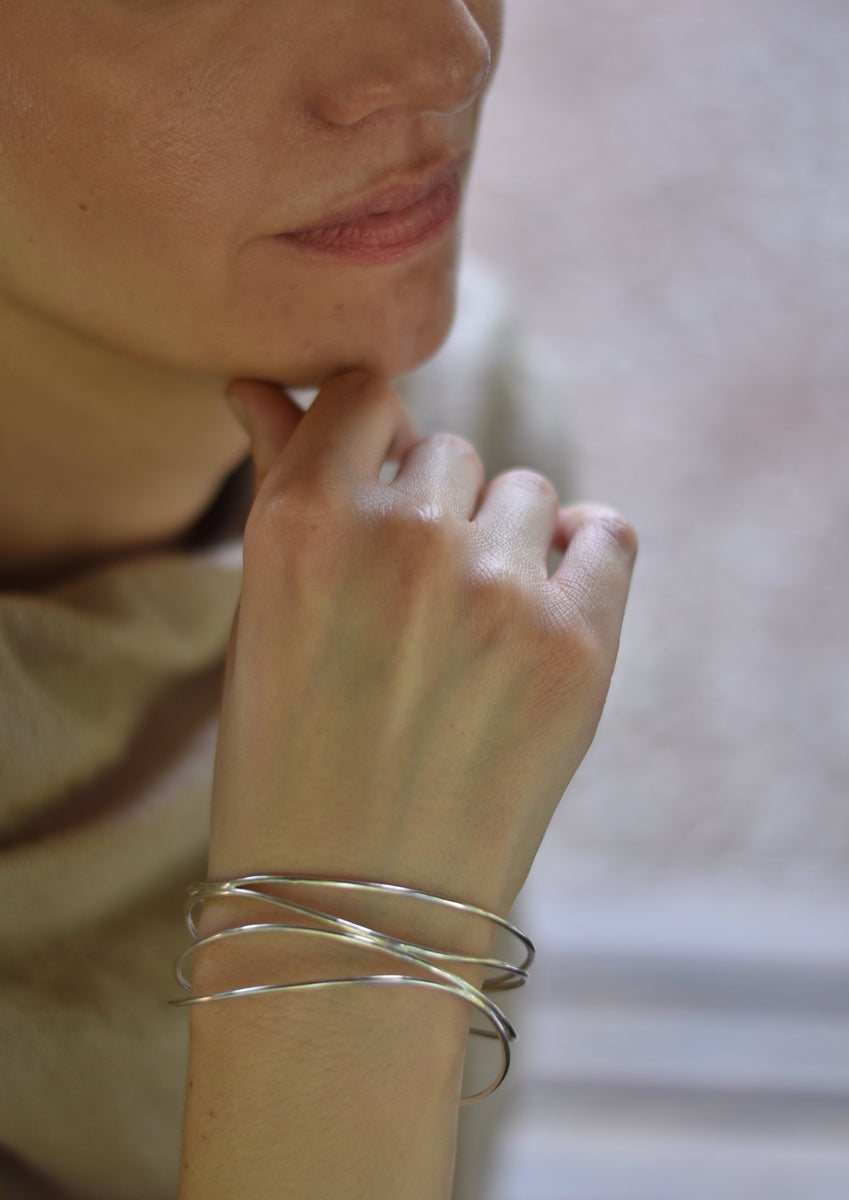 Silver Double Wave Bracelet – ElenaJewelryConcepts