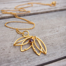Load image into Gallery viewer, Tullip necklace gold-plated