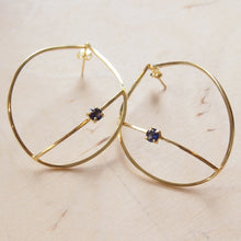 Load image into Gallery viewer, Teardrops in gold-plated silver with gemstones