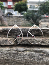Load image into Gallery viewer, Silver Teardrop earrings with garnets
