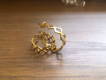 Load image into Gallery viewer, Small crown hoops