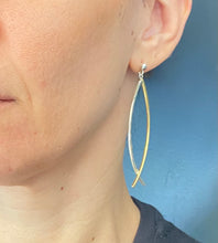 Load image into Gallery viewer, &quot;Fishies&quot; earrings in sterling silver and bronze