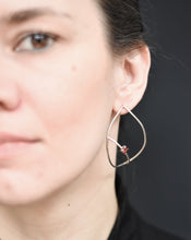 Load image into Gallery viewer, Silver Teardrop earrings with garnets