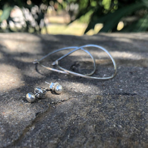 Variable Teardrop hoops in silver