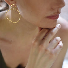 Load image into Gallery viewer, Gold Wave Earrings II