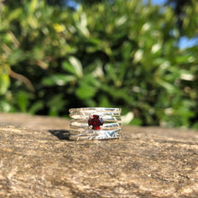 Load image into Gallery viewer, Silver wave ring with red garnet